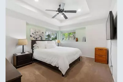 2646 Larchmont Avenue, Santa Ana, CA 92705 - Photo 19