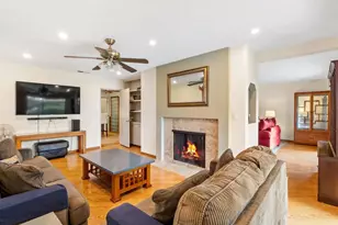 2646 Larchmont Ave, Santa Ana, CA 92705 - Photo 17