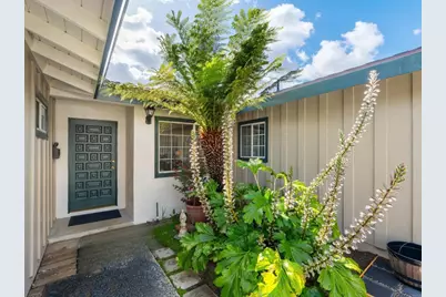 2646 Larchmont Avenue, Santa Ana, CA 92705 - Photo 5
