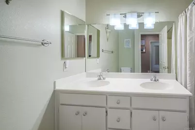 24673 Leafwood Drive, Murrieta, CA 92562 - Photo 29