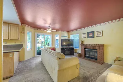 24673 Leafwood Drive, Murrieta, CA 92562 - Photo 11