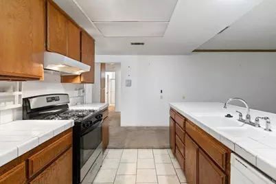 27012 Bottlebrush Lane, Menifee, CA 92586 - Photo 17