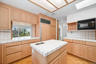 5874 Lamas Street, San Diego, CA 92122 - Photo 11