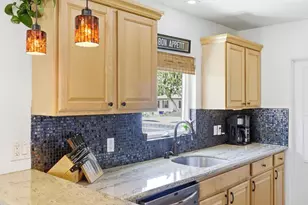 2427 Commonwealth Ave, San Diego, CA 92104 - Photo 9