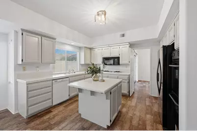 25211 Via Pera, Murrieta, CA 92563 - Photo 11