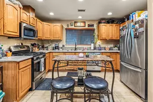 650 Begonia St, Escondido, CA 92027 - Photo 7