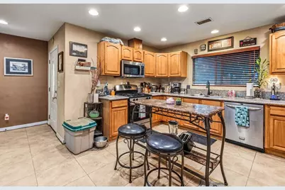 650 Begonia Street, Escondido, CA 92027 - Photo 9