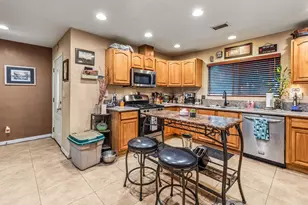 650 Begonia St, Escondido, CA 92027 - Photo 9