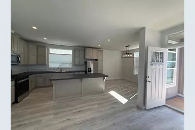 1499 Old Mountain Avenue #16, San Jacinto, CA 92583 - Photo 9