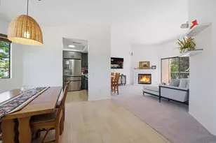 2815 New Castle Way, Carlsbad, CA 92010 - Photo 3