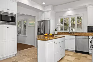 213 Hillcrest Dr, Encinitas, CA 92024 - Photo 13