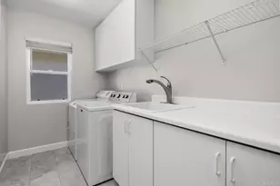 6085 Hillpointe Row, La Jolla, CA 92037 - Photo 25