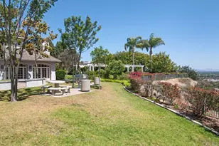 6085 Hillpointe Row, La Jolla, CA 92037 - Photo 29