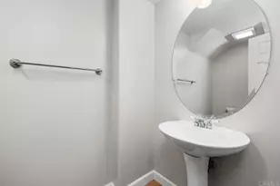6085 Hillpointe Row, La Jolla, CA 92037 - Photo 15