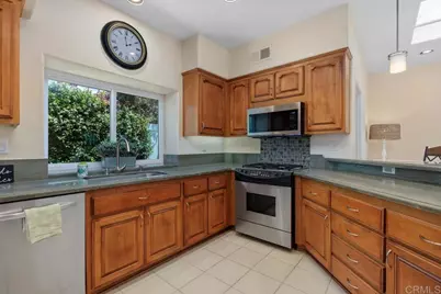 4976 Lamia Way, Oceanside, CA 92056 - Photo 11