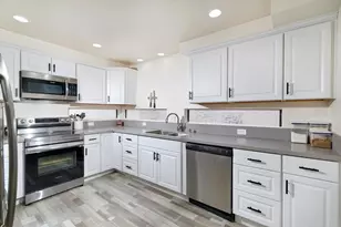 1935 Sunset Dr, Escondido, CA 92025 - Photo 11
