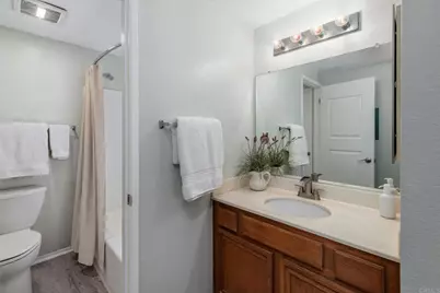 740 Breeze Hill Drive #170, Vista, CA 92081 - Photo 23