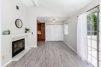 740 Breeze Hill Drive #170, Vista, CA 92081 - Photo 9