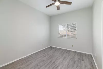 740 Breeze Hill Drive #170, Vista, CA 92081 - Photo 19