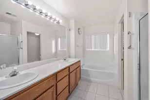 10260 Pinon Pl, Lakeside, CA 92040 - Photo 11