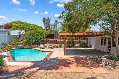 9644 E Hartland Circle, Santee, CA 92071 - Photo 5