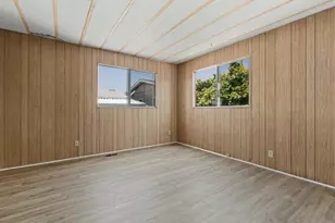 1010 E Bobier Dr, Vista, CA 92084 - Photo 17