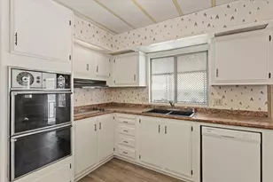 1010 E Bobier Dr, Vista, CA 92084 - Photo 11