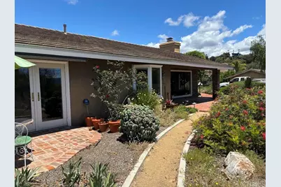 1825 Kent Place, Vista, CA 92084 - Photo 13