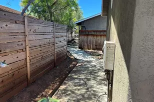 1825 Kent Pl, Vista, CA 92084 - Photo 47