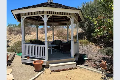 1825 Kent Place, Vista, CA 92084 - Photo 11