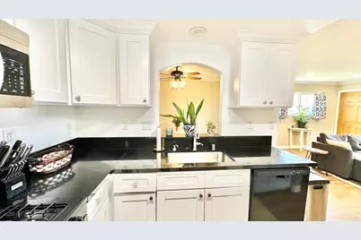 5037 Los Morros Way #70, Oceanside, CA 92057 - Photo 11
