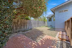 646 Wrelton Dr, La Jolla, CA 92037 - Photo 25