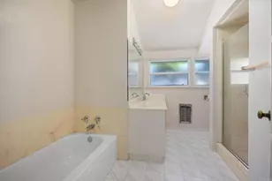 646 Wrelton Dr, La Jolla, CA 92037 - Photo 17