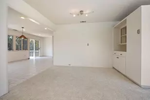 646 Wrelton Dr, La Jolla, CA 92037 - Photo 9