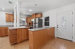 656 Parker St, Oceanside, CA 92057 - Photo 9