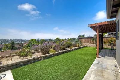 4545 Golden Ridge Dr, Oceanside, CA 92056 - Photo 21
