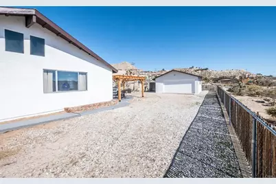 6295 Avila Road, Yucca Valley, CA 92284 - Photo 29