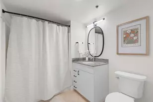 425 W Beech St, San Diego, CA 92101 - Photo 25