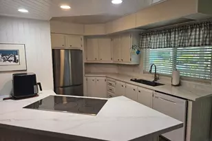 8975 Lawrence Welk Dr, Escondido, CA 92026 - Photo 9