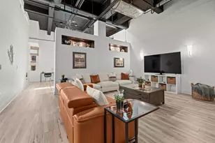 950 Sixth Ave, San Diego, CA 92101 - Photo 11