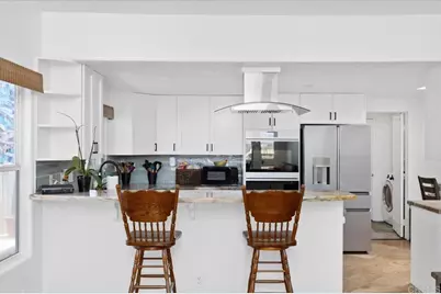 878 Rivertree Drive, Oceanside, CA 92058 - Photo 9