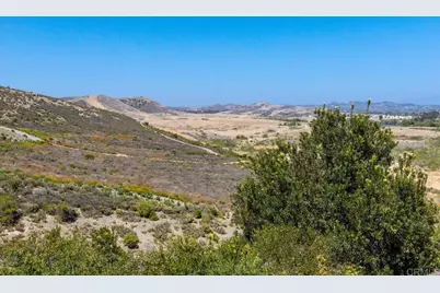 878 Rivertree Drive, Oceanside, CA 92058 - Photo 15