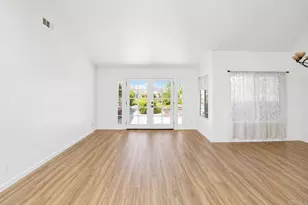 878 Rivertree Dr, Oceanside, CA 92058 - Photo 5