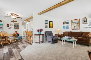 248 Starling Ln, Oceanside, CA 92057 - Photo 3