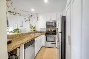 2251 Altisma Way, Carlsbad, CA 92009 - Photo 17