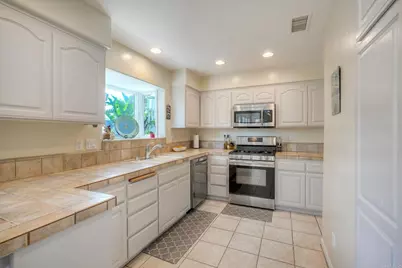 217 Sanford Street, Encinitas, CA 92024 - Photo 9