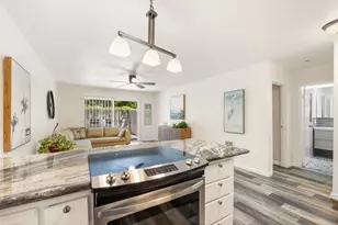 1645 Emerald, San Diego, CA 92109 - Photo 13