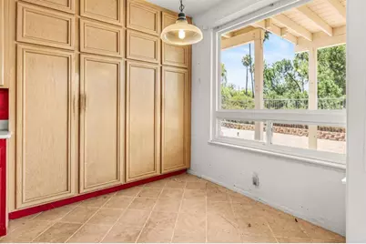 31299 Canterbury Court, Temecula, CA 92591 - Photo 9