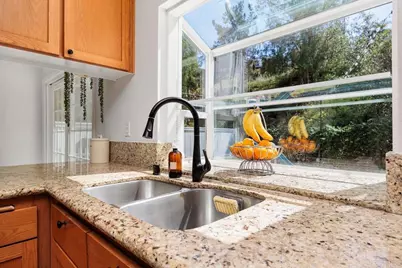 6819 Xana Way, Carlsbad, CA 92009 - Photo 9