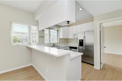 450 J St #4131, San Diego, CA 92101 - Photo 7